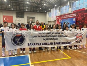 Arifiyeli Sporcular Savate Türkiye Şampiyonası’nda tarih yazdı