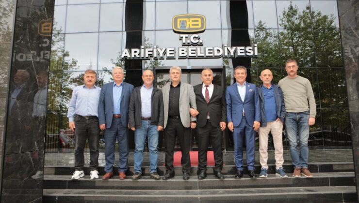 Önceki dönem Belediye Başkanları ziyaret etti