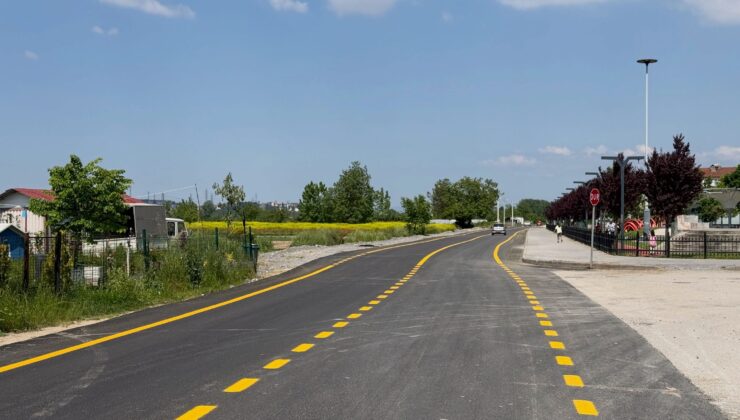 Siteler Caddesinde asfalt yenileme çalışmaları tamamlandı.