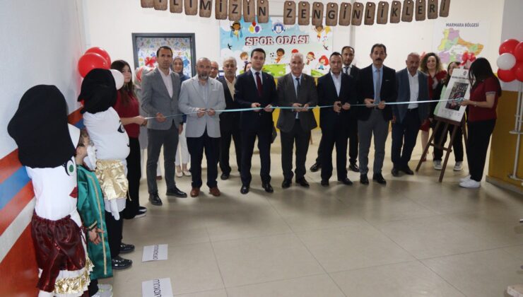 Dilimizin Zenginlikleri Projesi Yıl Sonu Sergisi ve Tiyatro Gösterisi Gerçekleştirildi