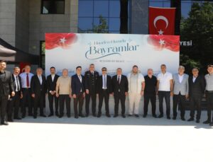 Arifiye’de toplu bayramlaşma gerçekleşti