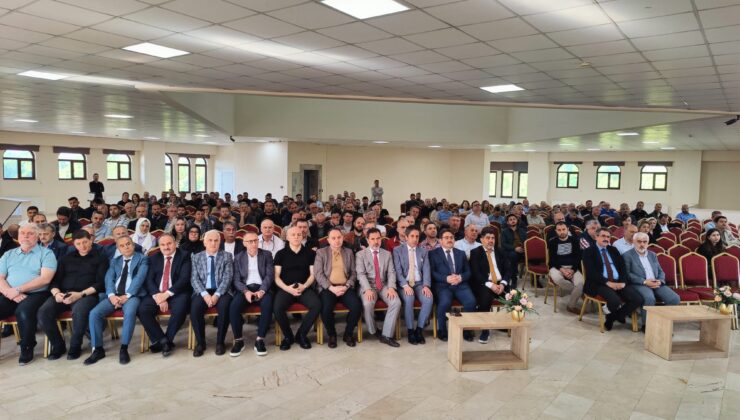 SAKARYA’DA “EĞİTİM KURUMLARI YÖNETİCİ YETİŞTİRME PROGRAMI” BAŞLADI
