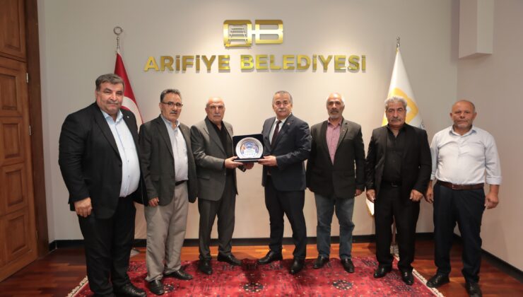 Arifiye Erzurumlular Derneğinden Başkan Karakullukçu’ya ziyaret