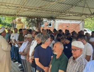 Sevilen Esnaf Fehmi Çapa son yolculuğuna uğurlandı