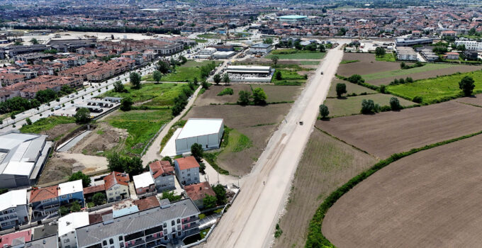 Yazlık Kavşağı’nın trafik yükünü azaltacak yeni koridor yakında açılıyor