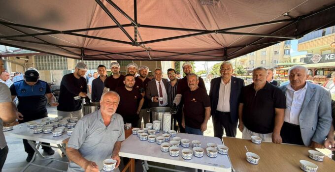 Arifiye Belediyesi’nin Aşure İkramı gerçekleşti
