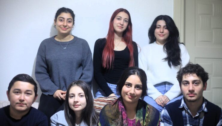 SUBÜ öğrencilerine Geleceğe Işık Tutanlar Ödülü