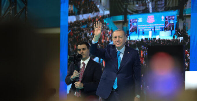 Ak Parti’de Dev kamp öncesi hazırlıklar tamam