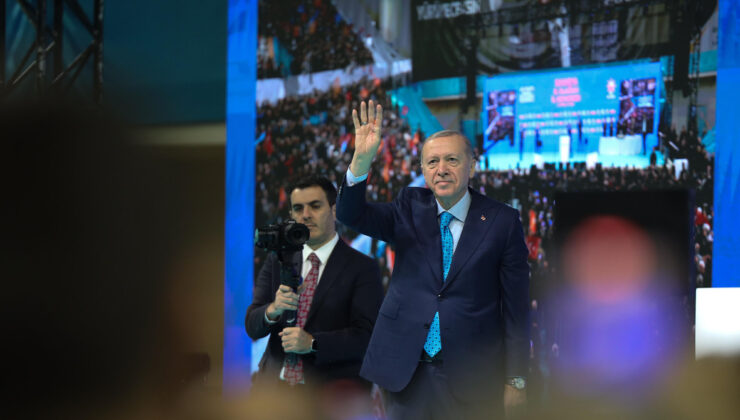 Ak Parti’de Dev kamp öncesi hazırlıklar tamam