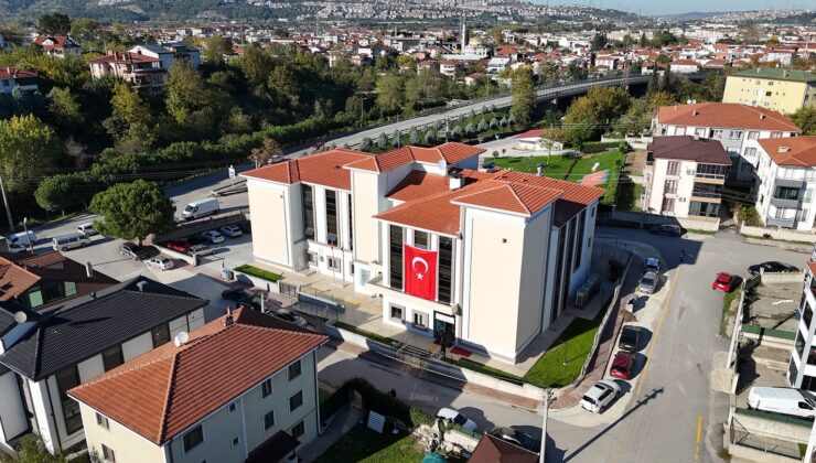 Mamografi Çektiren Kadınlara Arifiye İlçe Sağlık Müdürlüğünden Sürpriz hediye