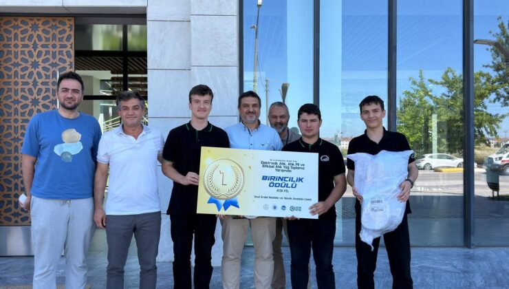 Atık Pil Toplama Yarışmasında Ümit Erdal MTAL İl Birincisi