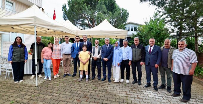 Vali Doğan’dan İlçemizde Şehit Ailesine ziyaret