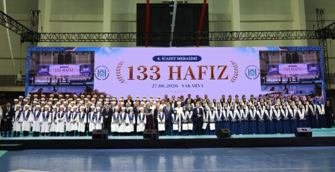 Cumhurbaşkanı Yardımcısı Cevdet Yılmaz, Hafızlık İcazet Merasimine katıldı