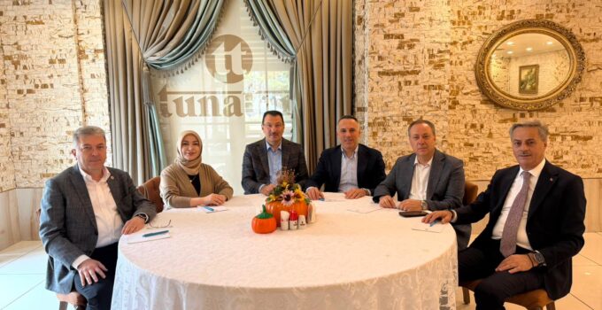 AK Parti’den Sapanca Kampı Öncesi Koordinasyon Toplantısı