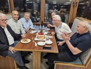 SGB Başkanı Müjdat Çetin’e Kuzuluk’ta sürpriz doğum günü kutlaması