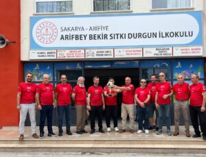 Arifbey Bekir Sıtkı’dan Milli Takıma Anlamlı mesaj “Kalbimiz Ay Yıldızla”…