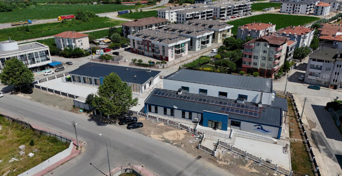 Arifiye Gençlik Merkezi ve Yüzme Havuzu’nda son viraj