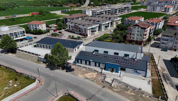 Arifiye Gençlik Merkezi ve Yüzme Havuzu’nda son viraj