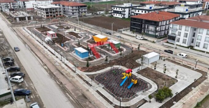 Vatandaştan “Çocuk oyun ve etkinlik alanlarında sigara içilmez” uyarı talebi
