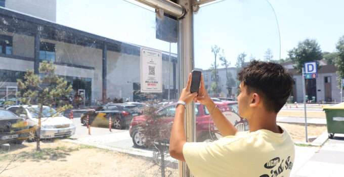 Büyükşehir QR Akıllı Durak Sistemini hayata geçiriyor