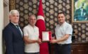 İş Adamı Mehmet TOKEL’e  Anlamlı Plaket