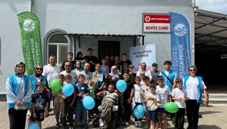 Gezici Umut Atölyesi mahalle mahalle gönüllere dokunuyor