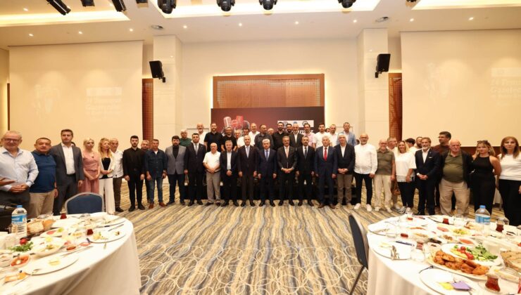 Sakarya protokolü ile basın mensupları bir araya geldi.