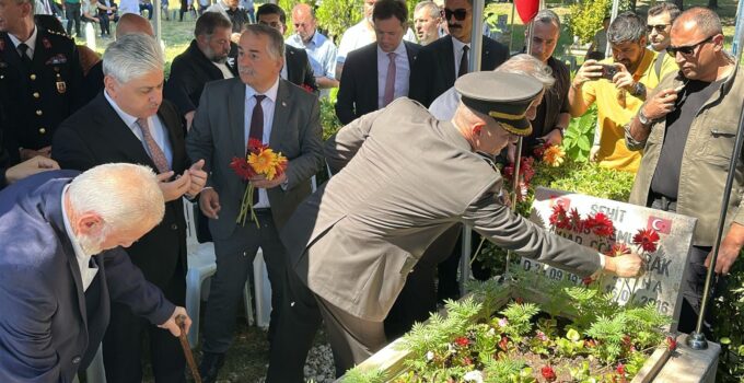 15 Temmuz Şehidimiz GÖKBAYRAK,mezarı başında anıldı