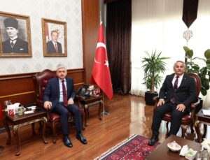 Başkan Karakullukçu Vali Doğan ile görüştü!