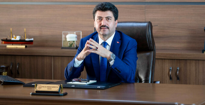 Rektör Sarıbıyık’tan Üniversite adaylarına tercihi önerileri