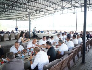 Müteahhitlik sektörünün sorunları Arifiye’de masaya yatırıldı