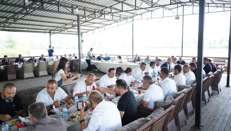Müteahhitlik sektörünün sorunları Arifiye’de masaya yatırıldı
