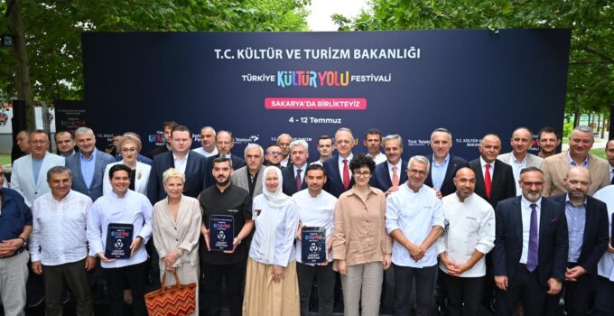 SAKARYA’DA KÜLTÜR VE SANAT YOLCULUĞU BAŞLADI