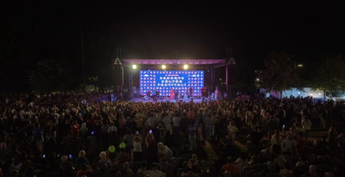 Millet Bahçesi’nde kültürlerin buluştuğu festival tamamlandı
