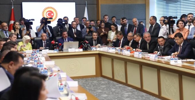 Terörsüz Türkiye yasa teklifi komisyondan geçti
