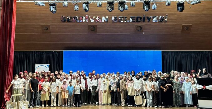 Bana Bir İlahi Söyle Programı Düzenlendi