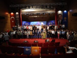 AK Parti Sakarya’da 25. Yılını Kutladı