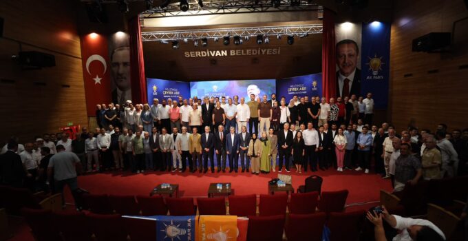 AK Parti Sakarya’da 25. Yılını Kutladı
