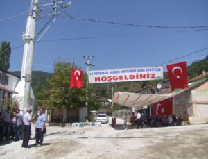 Arifiye Mezunu Başkandan Yukarı Bağlarbaşı’nda Deprem Şehitlerini Anma Etkinliği