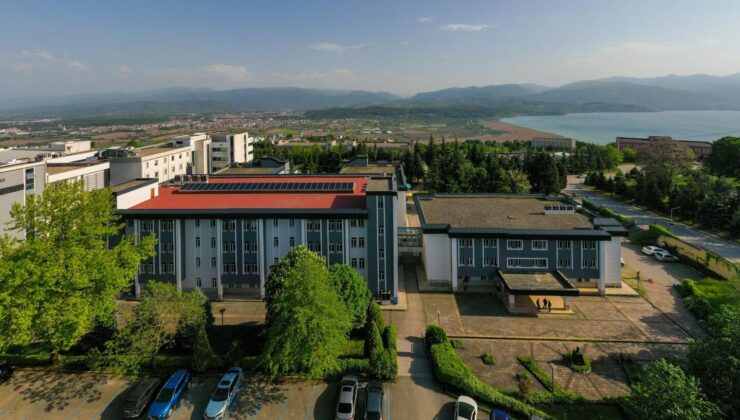 SAU İşletme Fakültesi Uygulamalı Eğitimle İş Dünyasına Hazırlıyor