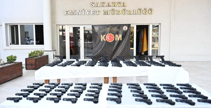 Silah Sevkiyatı Arifiye’de gerçekleştirilen operasyonla durduruldu!