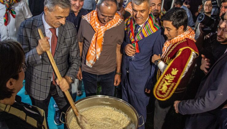 Festivalde SYKD standındaki vefa köşesi büyük ilgi görüyor