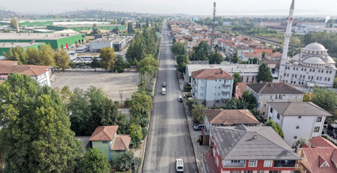Geceden sabaha uzanan asfalt mesaisi sonrası Atatürk Caddesi’nde son durum…