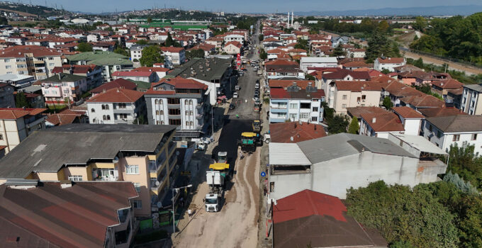 Arifiye Atatürk Caddesi’nin üstyapısında son aşama