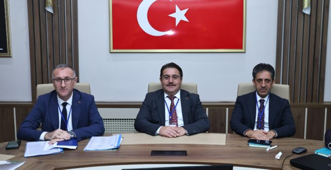 İl ve İlçe Yöneticileriyle Eğitim Gündemi Değerlendirildi