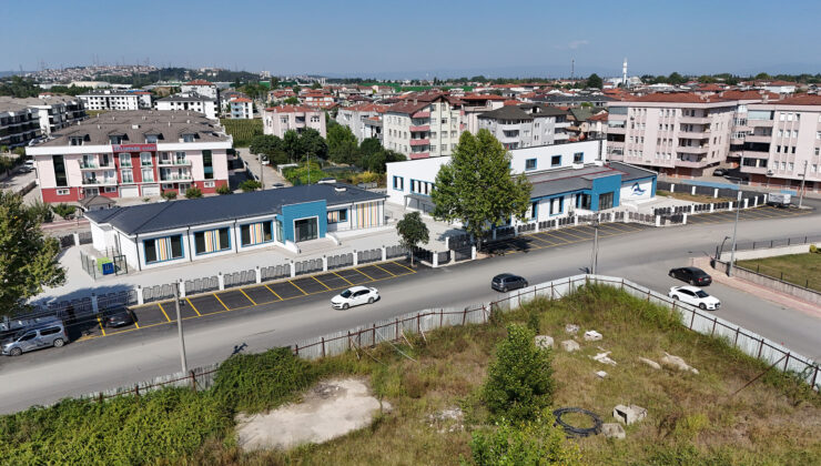 Arifiye Yüzme Havuzu ve Gençlik Merkezi hizmete açılıyor