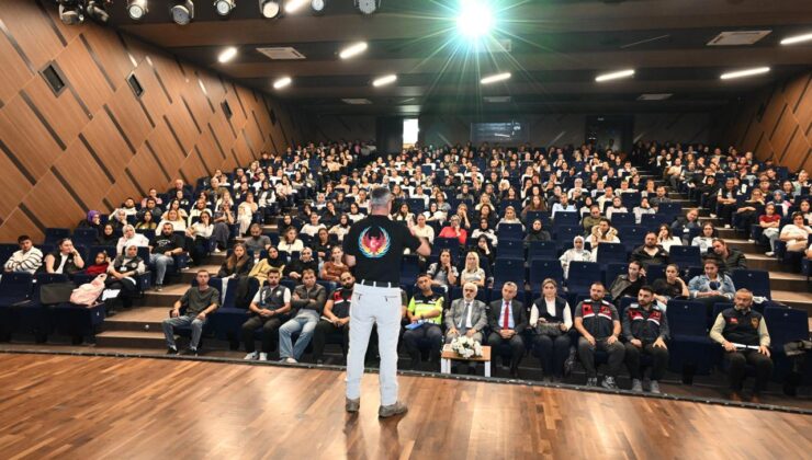 306 Okul Bahçesi Görevlisine Güvenlik Eğitimi Verildi