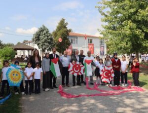 Uçurtmalar Hacıköy’de Gazze’deki Çocuklar İçin Gökyüzüne Yükseldi