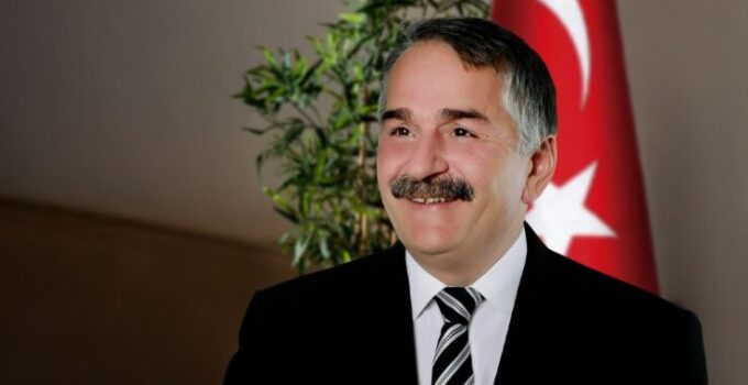Başkan Karakullukçu’dan “2026-2027 Eğitim Öğretim Yılı Mesajı”