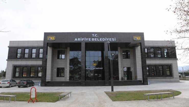 Arifiye Belediyesi 7 işyerini 10 yıllığına kiraya veriyor